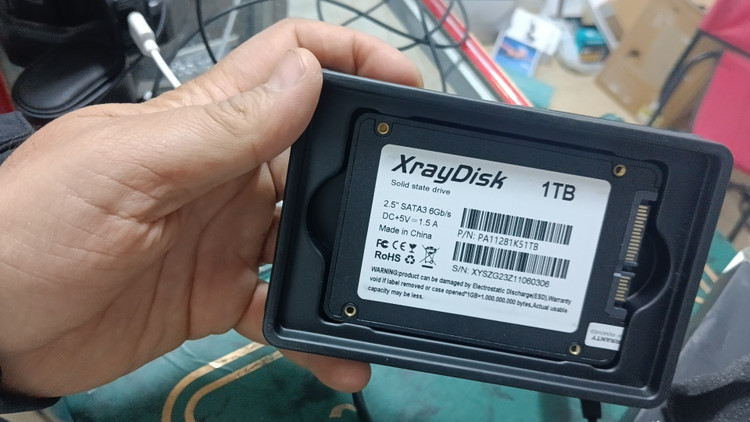 هارد SSD اینترنال 1 ترا بایت SATA3 با قدرت بالای read/write 500Mbs برند Xraydisk(بار آمازون)رنگ مشکی